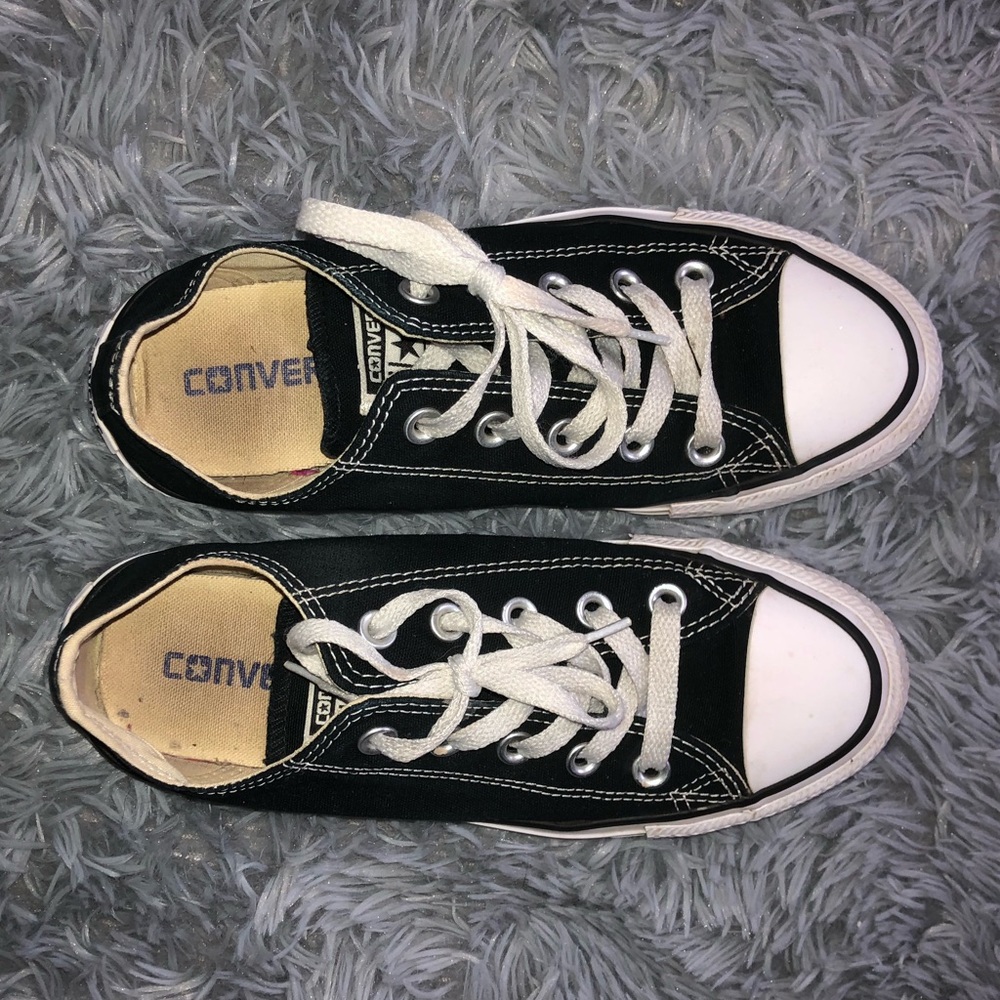 Black converse